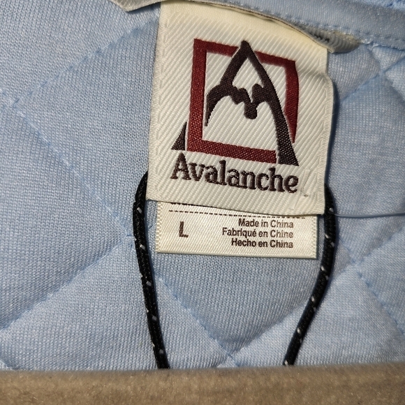 NWT AVALANCHE Women's Light Blue Quilted Jacket - Picture 3 of 9